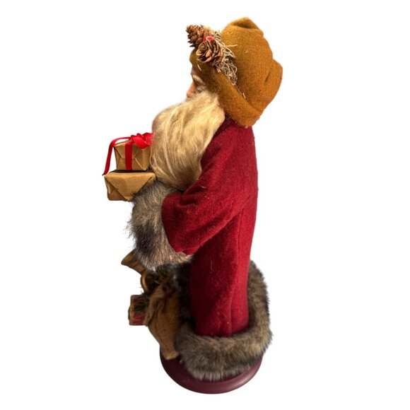 Folk Art Santa Claus Figurine Handcrafted Signed by Artist Cook 2018 17 Inch - Picture 8 of 9